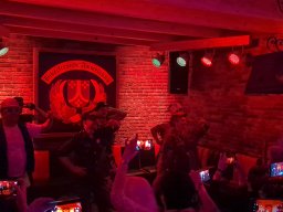 pxl_20230311_203545742