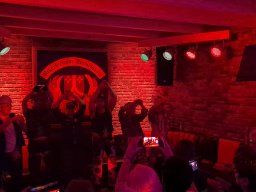 pxl_20230311_203752058